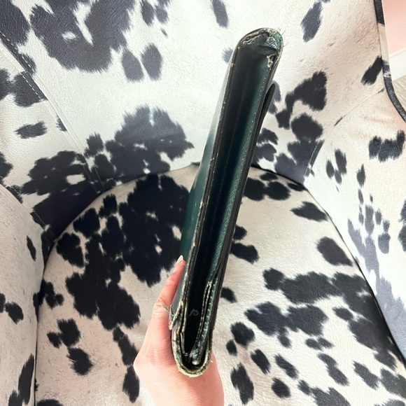 Louis Vuitton Green Taiga Porte Document Volga Foldover Envelope Clutch MI0927 - Picture 7 of 16